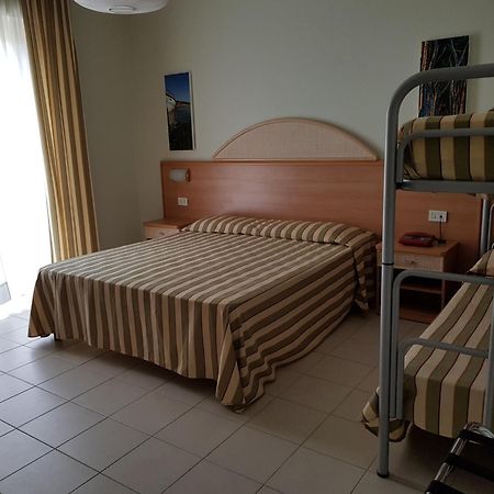 Hotel Jollino Pineto Ngoại thất bức ảnh